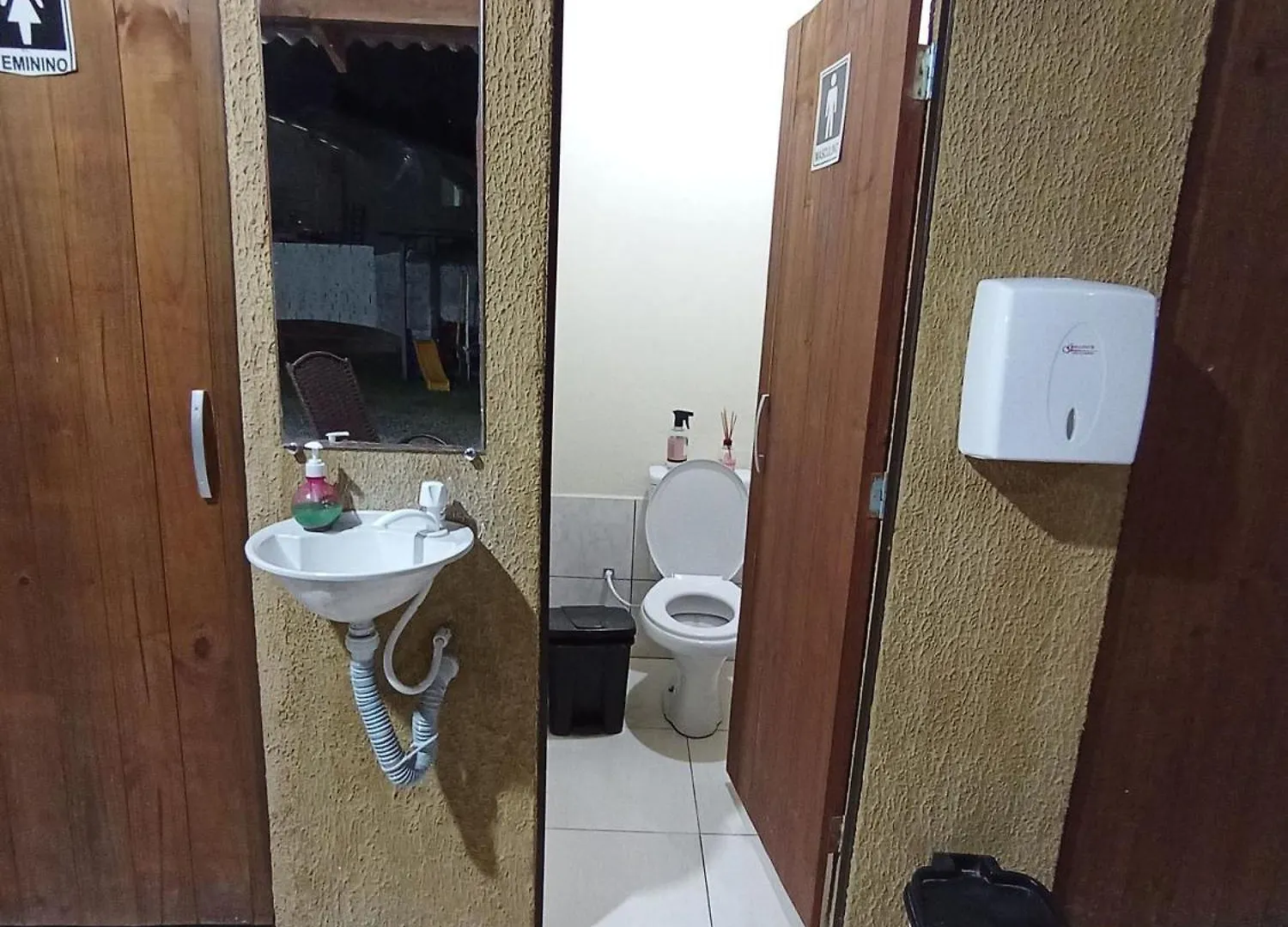 Cabana Com Ar Condicionado E Area De Cozinha E Banheiro Compartilhado A 10 Minutos Do Parque Beto Carrero 페냐 펜션